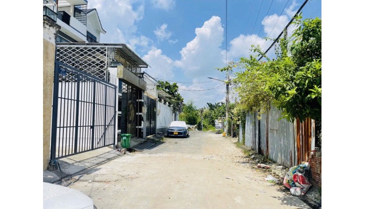 Bán Nhà Đường 22 Linh Đông, Gần Phạm Văn Đồng, 3 Tầng 115m2 Chỉ Hơn 8 tỷ, Tặng Full Nội Thất